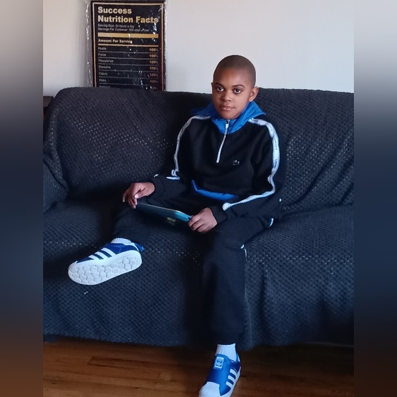 Meet your Posher, William - Picture 1 of 5